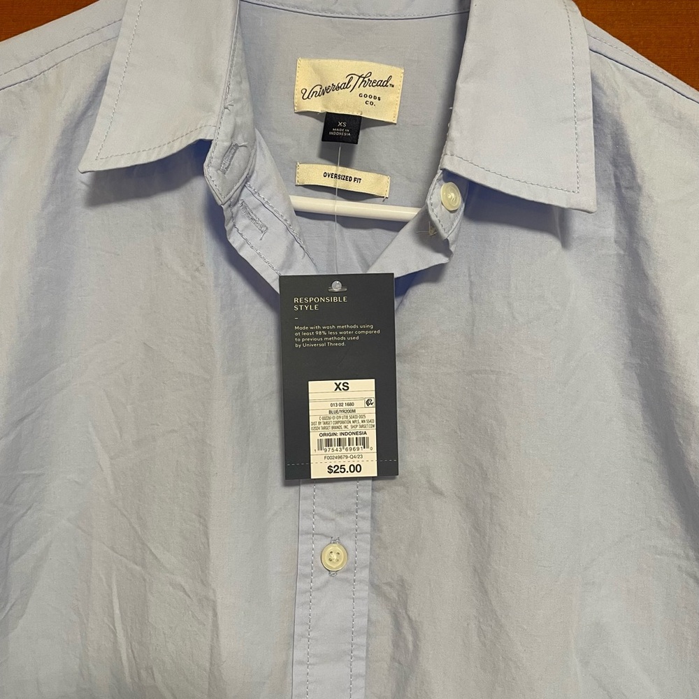 NWT Universal Thread Blue Casual Button Down Shirt - Picture 4 of 5